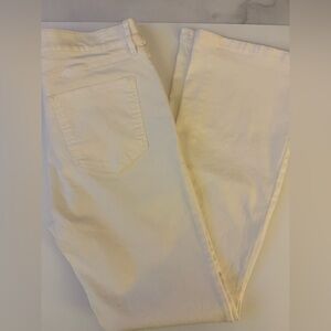 🔥HOT DEAL🔥Ann Taylor White Jeans